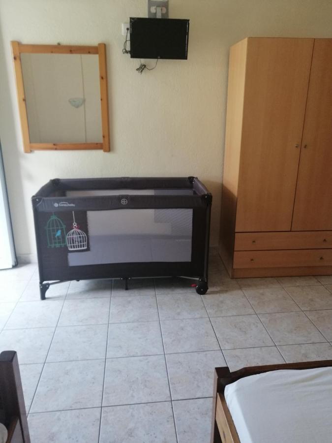 Apartments Christina Nea Vrasna Ngoại thất bức ảnh