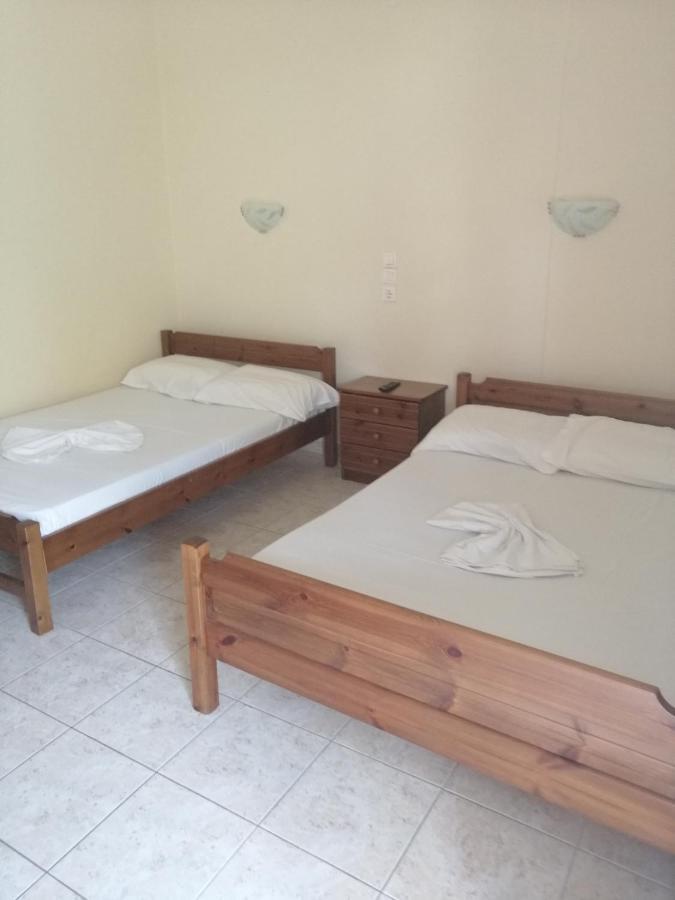 Apartments Christina Nea Vrasna Ngoại thất bức ảnh