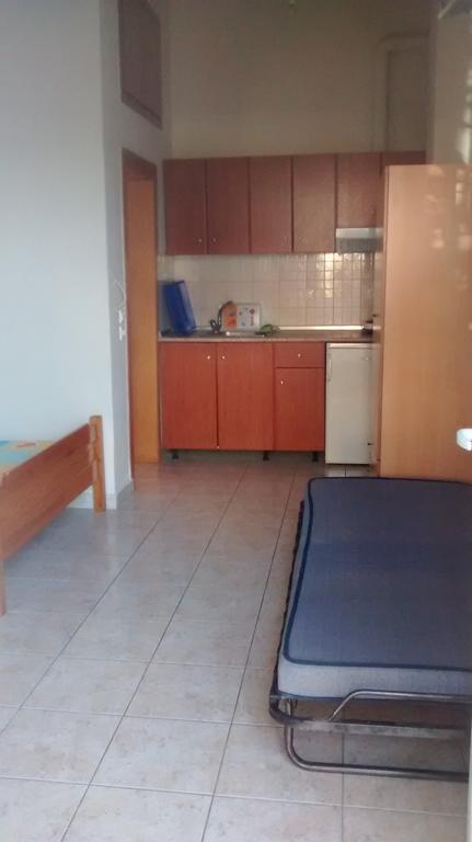 Apartments Christina Nea Vrasna Ngoại thất bức ảnh