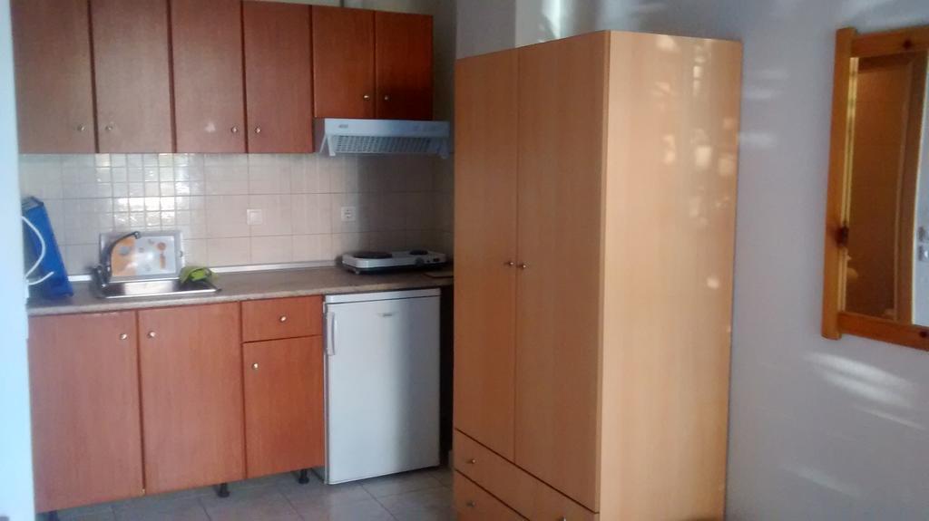 Apartments Christina Nea Vrasna Ngoại thất bức ảnh